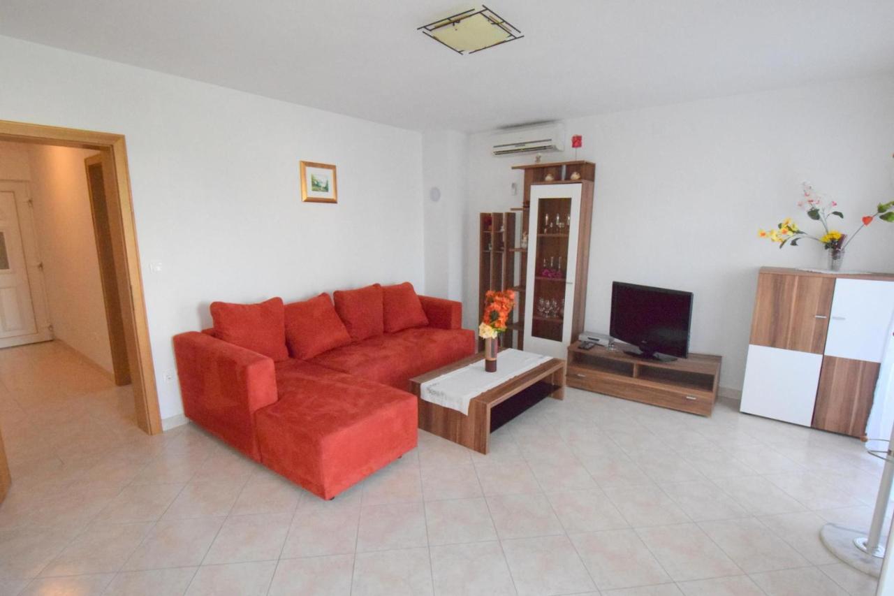 Apartments Gabrijel Malinska Buitenkant foto